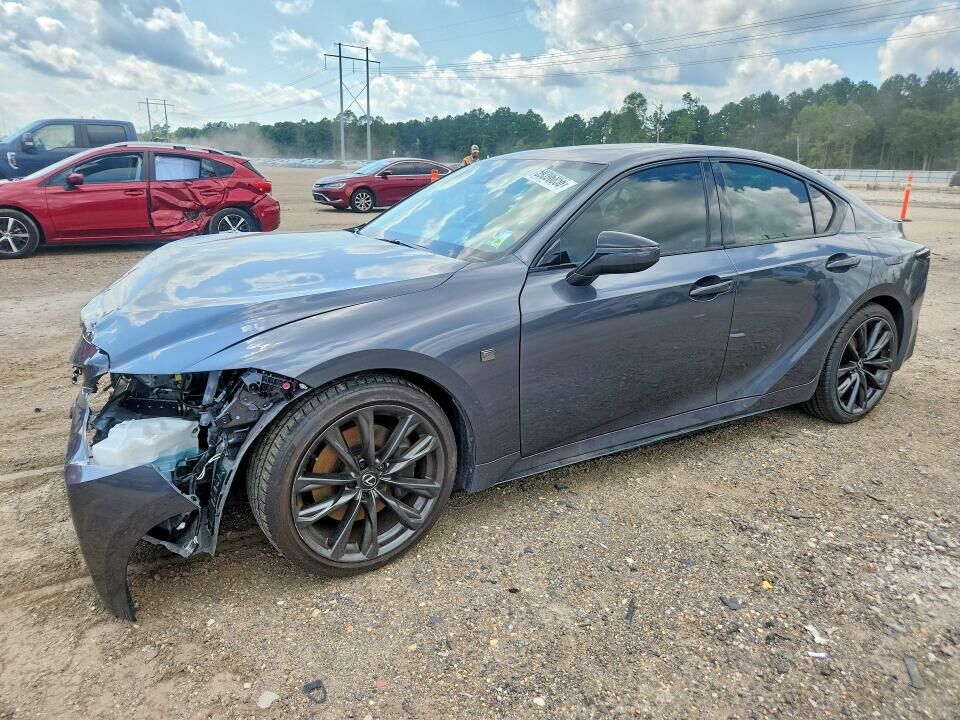 2025 LEXUS IS