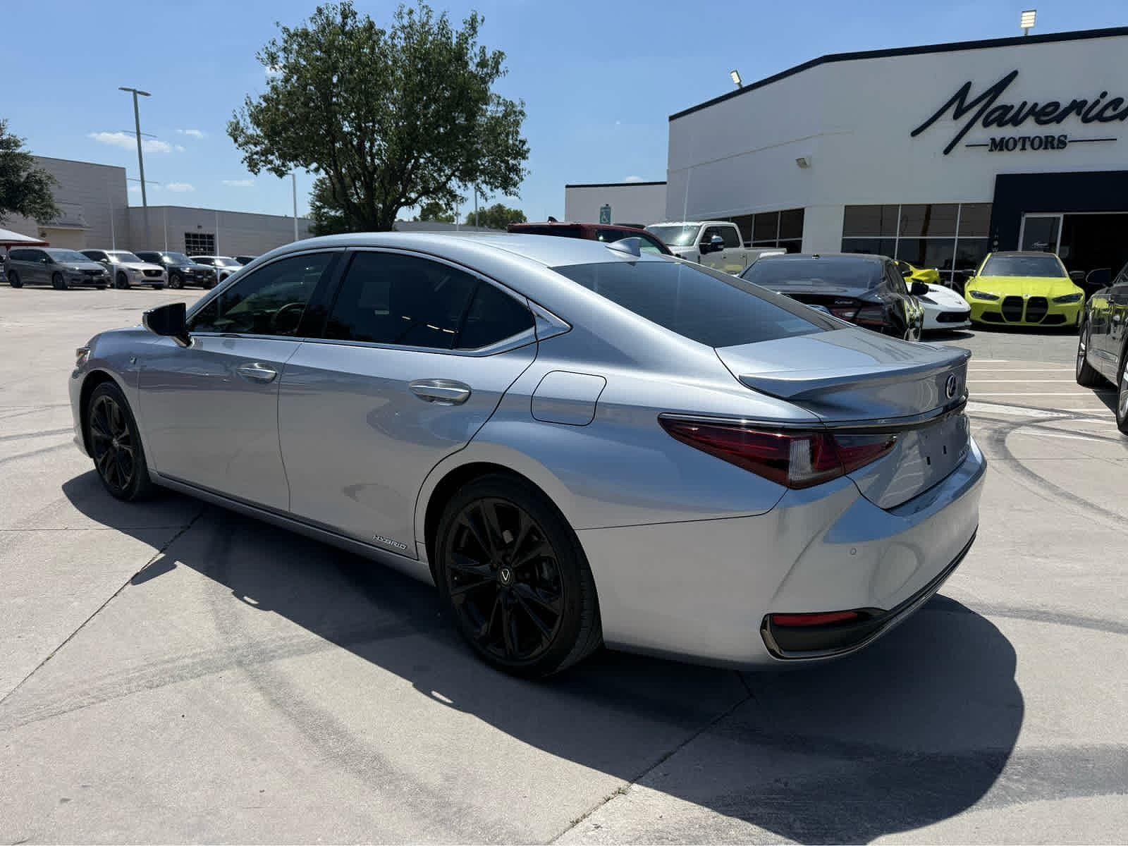 2022 Lexus ES