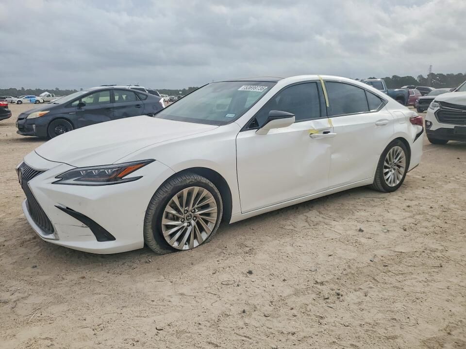 2020 LEXUS ES