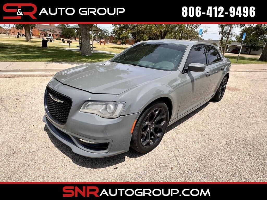2019 CHRYSLER 300