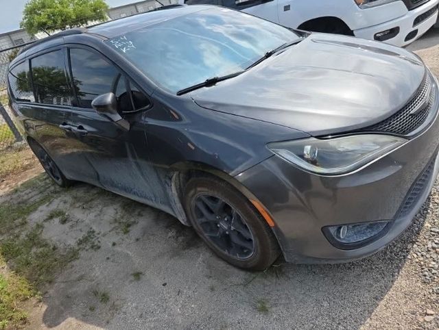 2019 CHRYSLER Pacifica