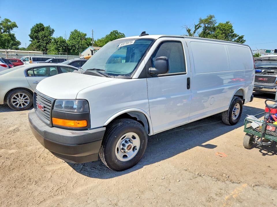 2025 GMC Savana