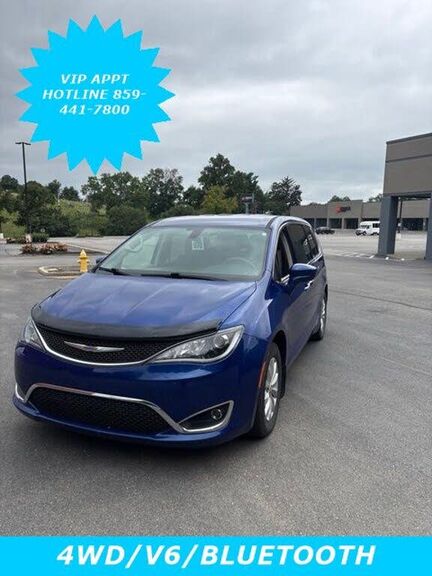 2019 CHRYSLER Pacifica