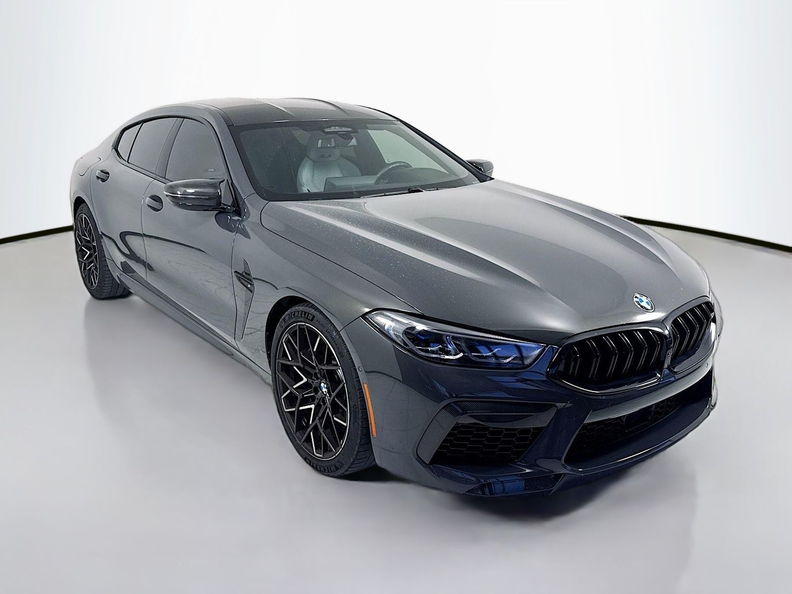 2025 BMW M8