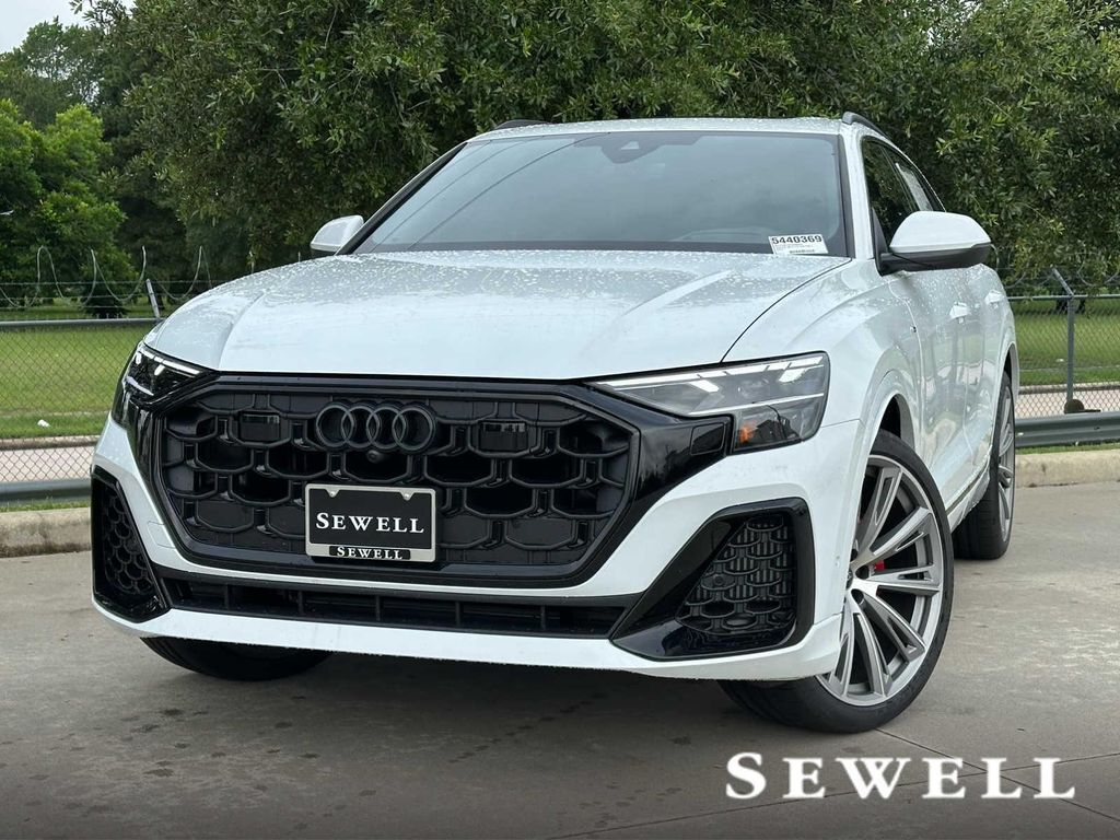 2026 AUDI Q8