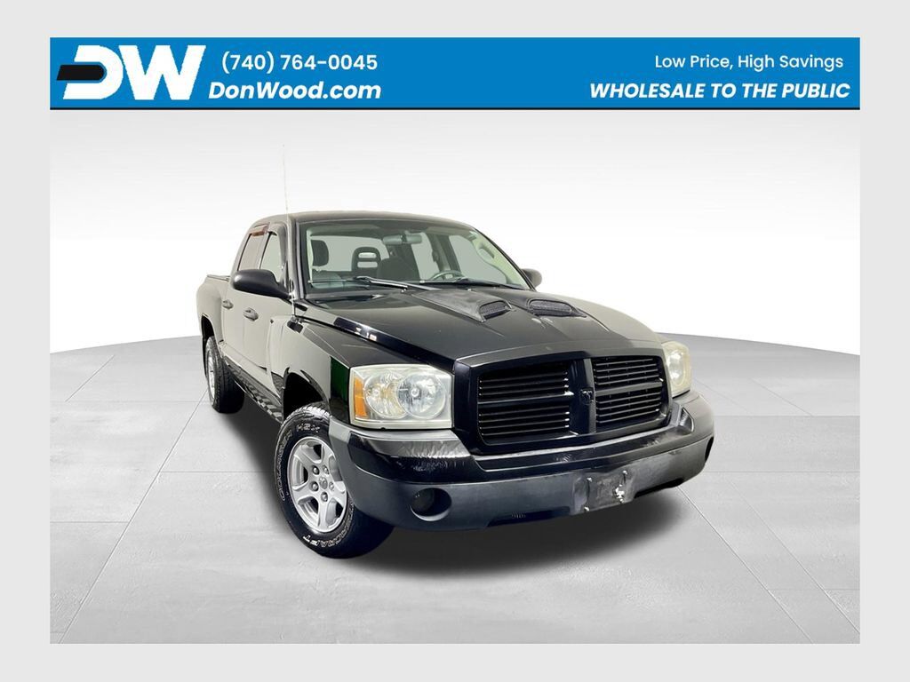 2005 DODGE Dakota