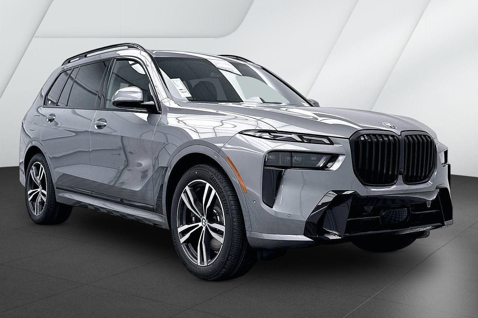 2027 BMW X7
