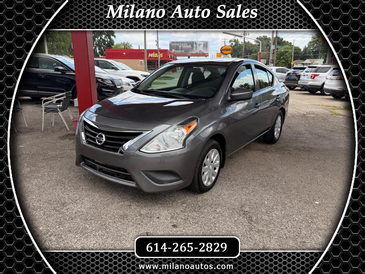 2017 NISSAN Versa