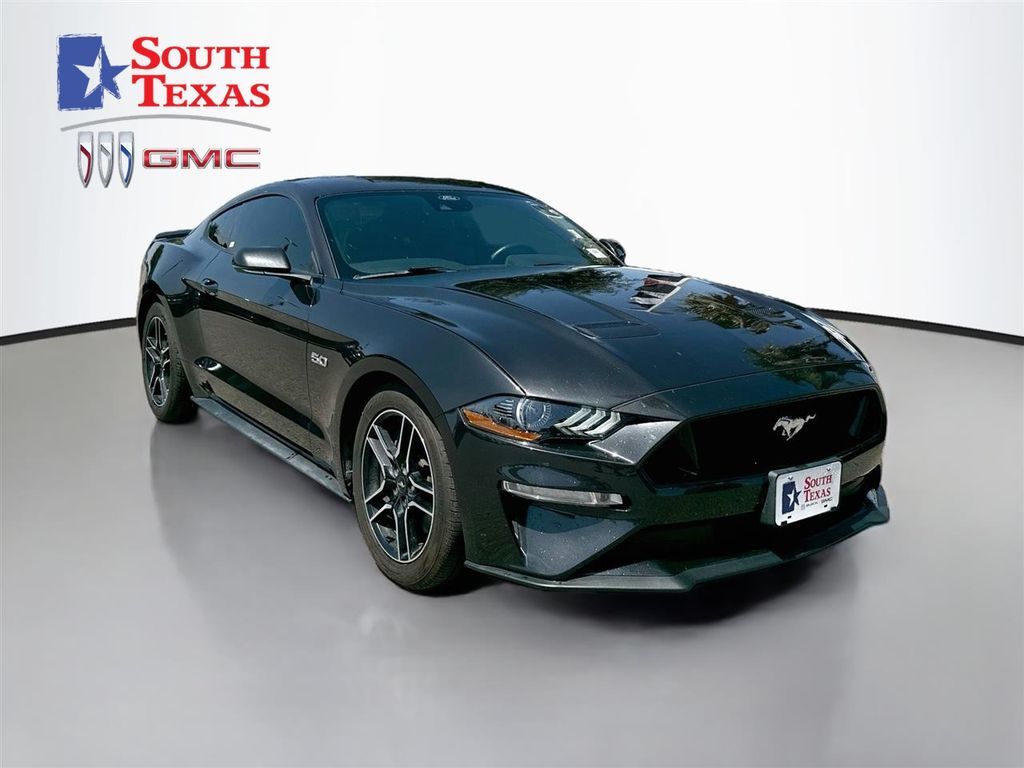 2022 FORD Mustang