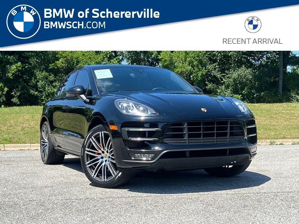 2016 PORSCHE Macan