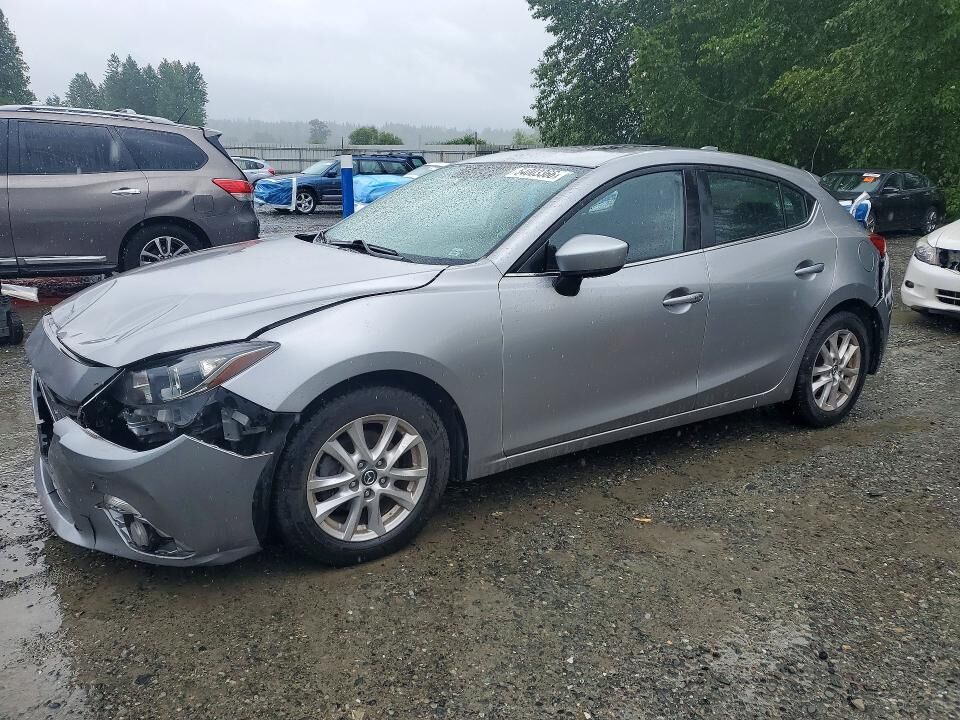 2015 MAZDA Mazda3