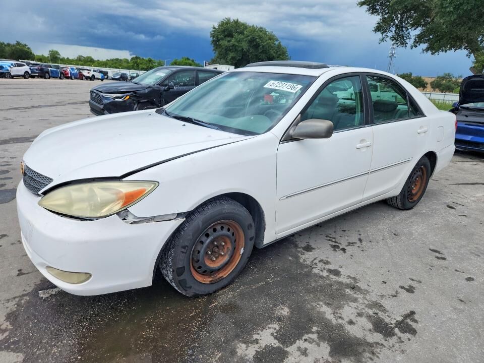 2004 TOYOTA Camry
