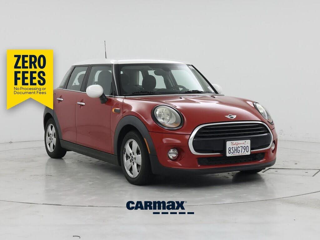 2017 MINI Cooper
