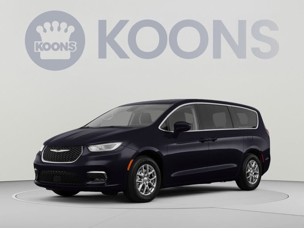 2023 CHRYSLER Pacifica