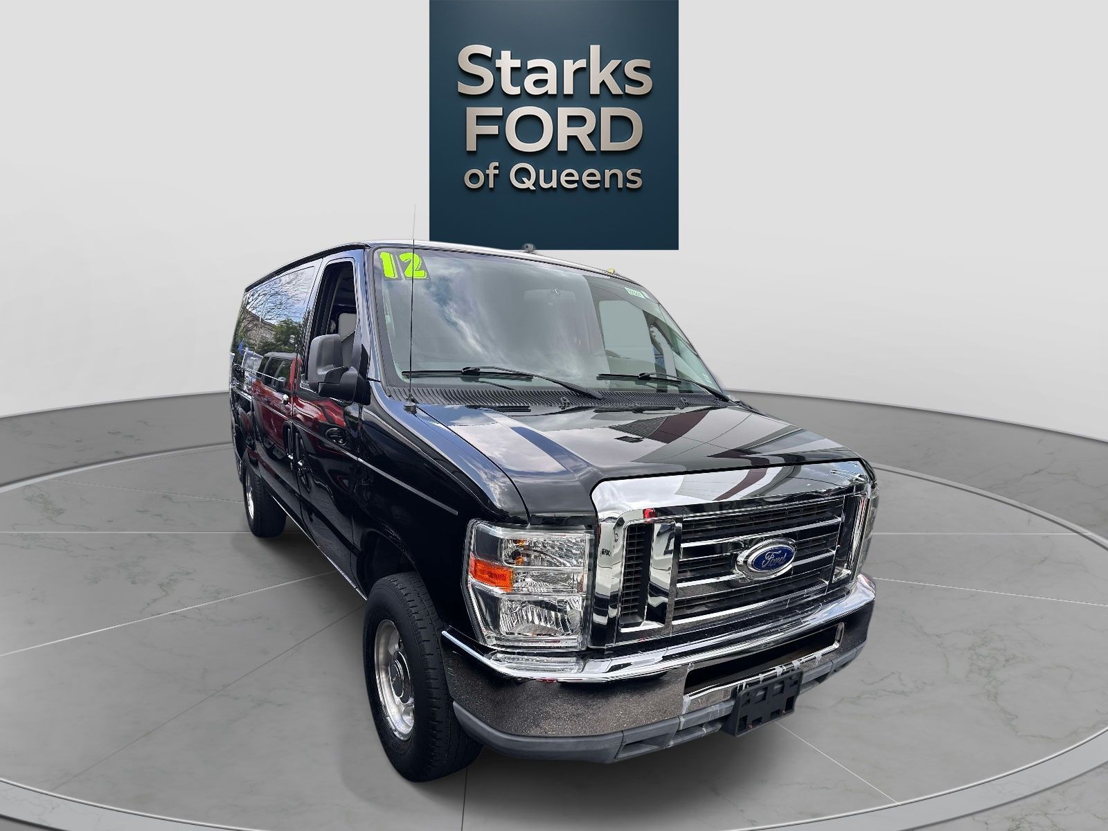 2012 FORD E-350