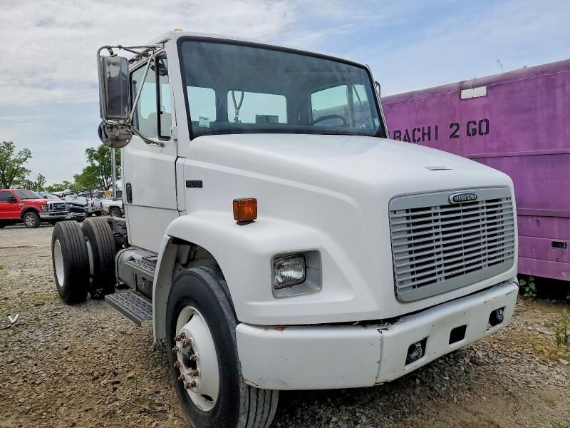 2004 FREIGHTLINER FL70
