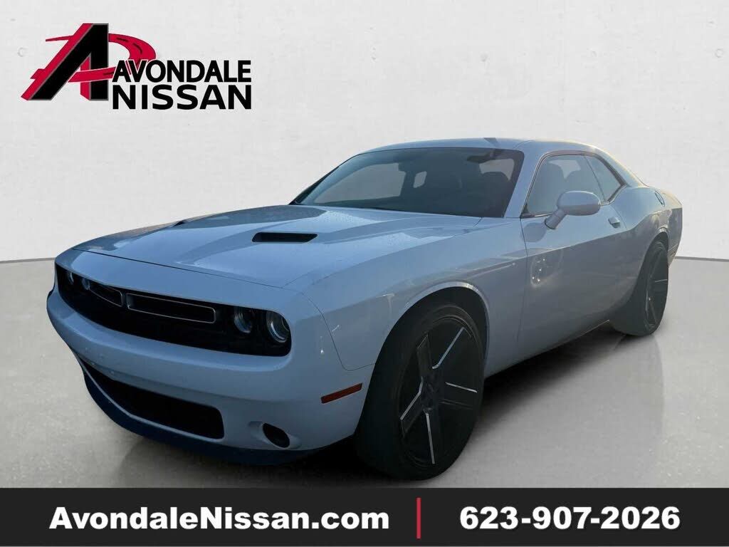 2016 DODGE Challenger