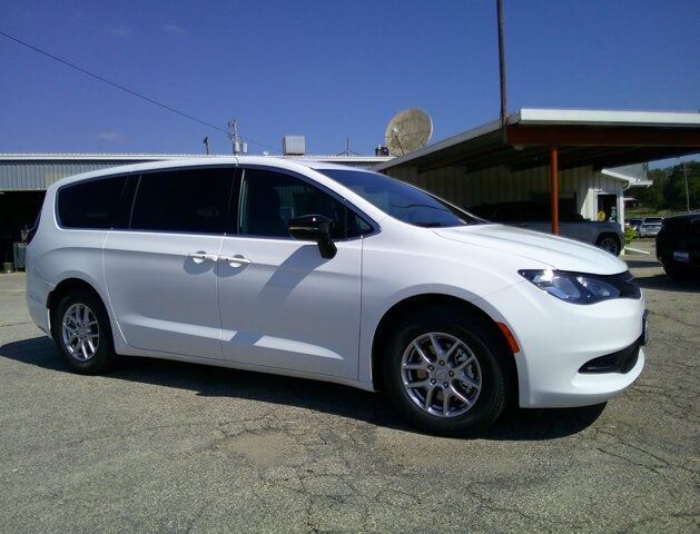 2027 CHRYSLER Voyager