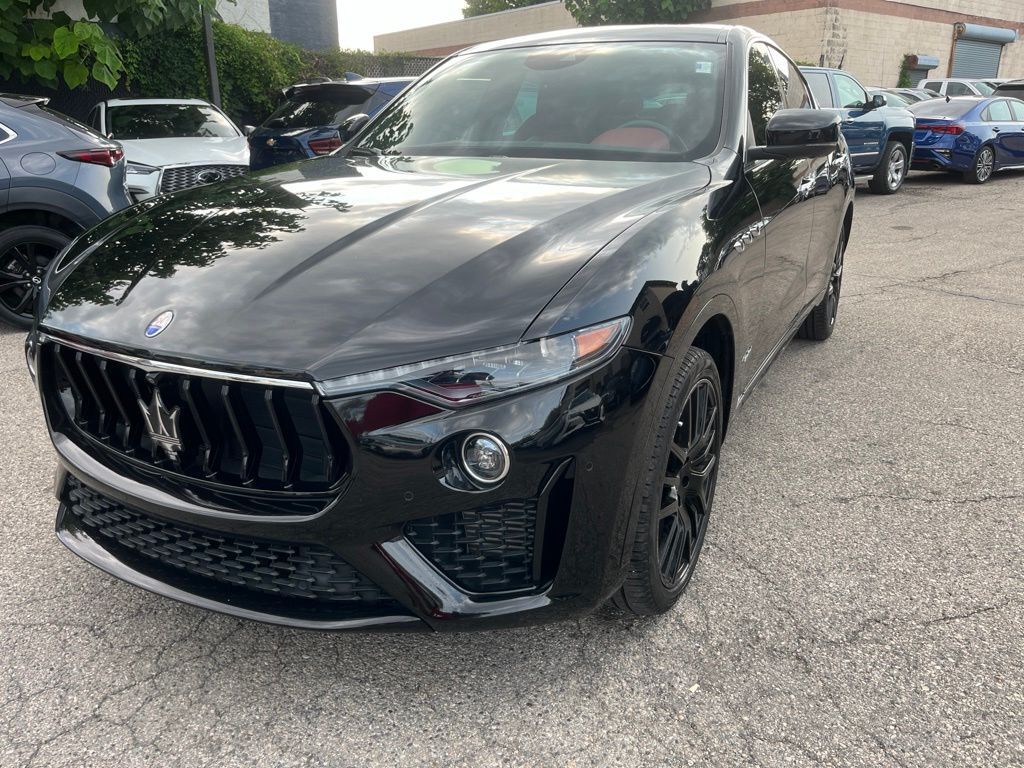 2021 MASERATI Levante