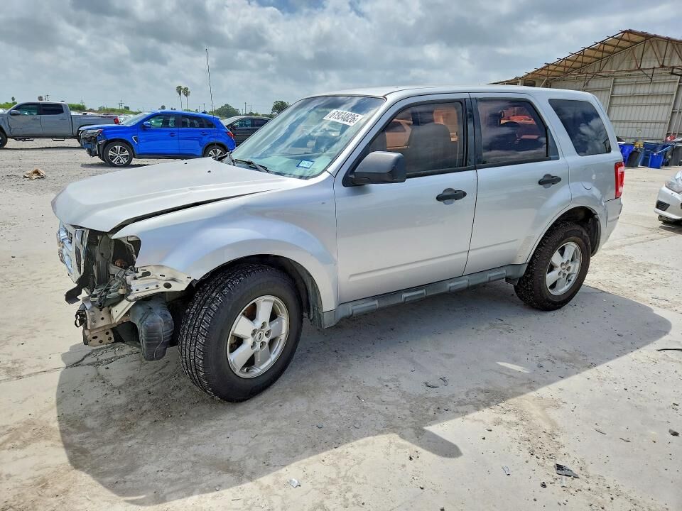 2010 FORD Escape