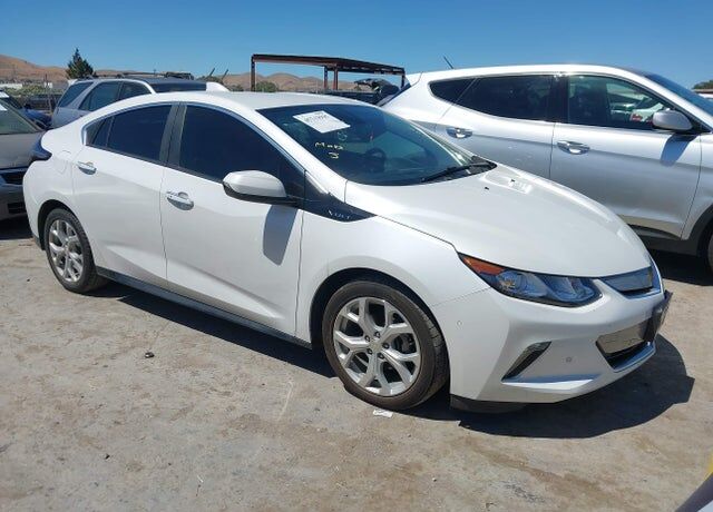 2018 CHEVROLET Volt