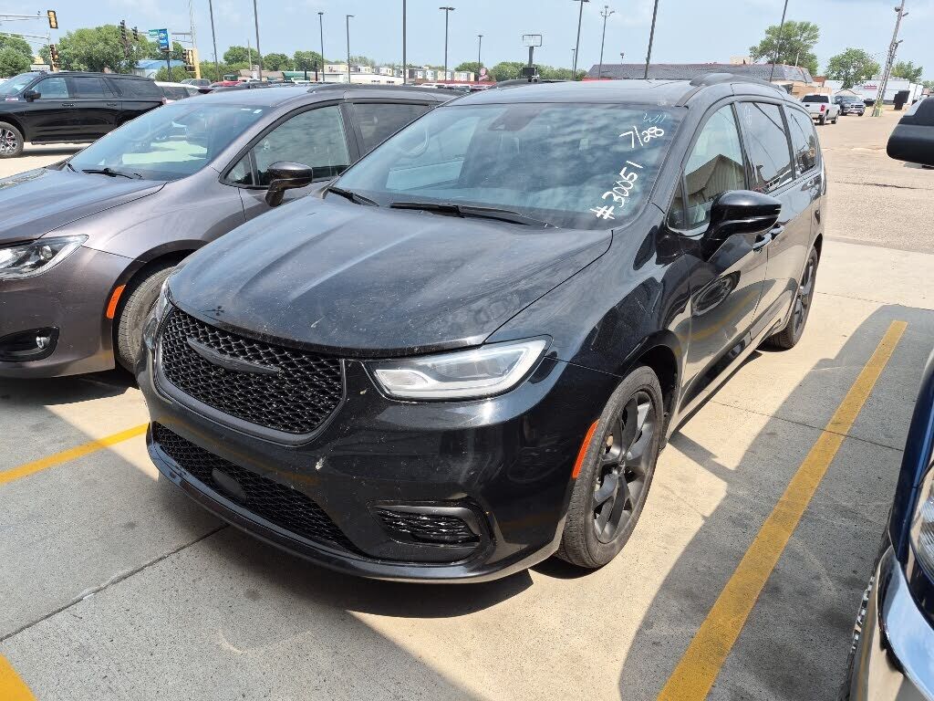 2025 CHRYSLER Pacifica