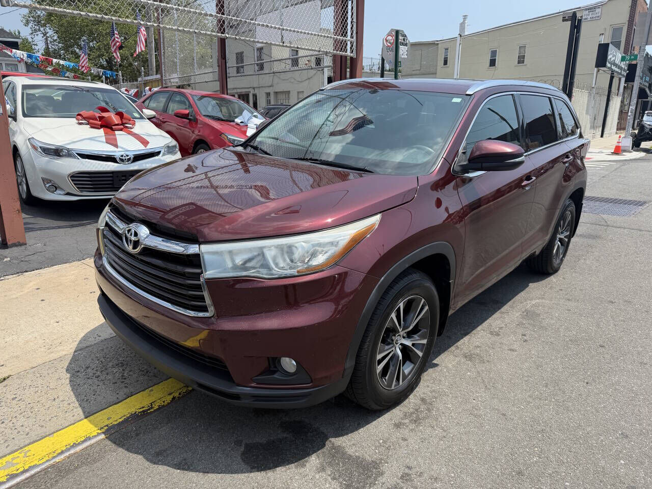 2016 TOYOTA Highlander