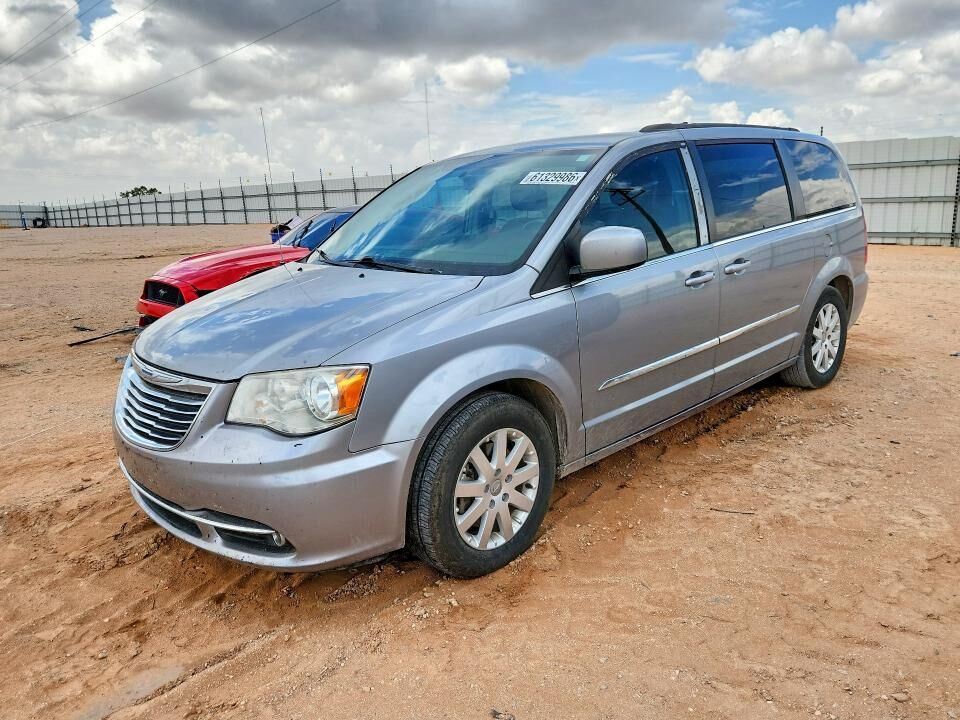 2015 CHRYSLER Town and Country