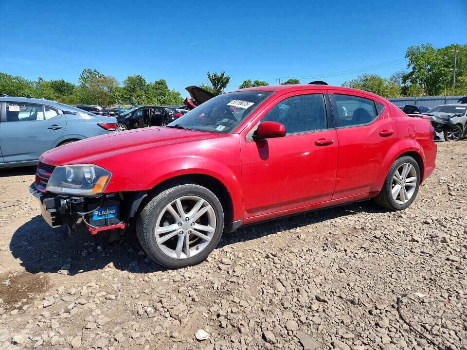 2013 DODGE Avenger