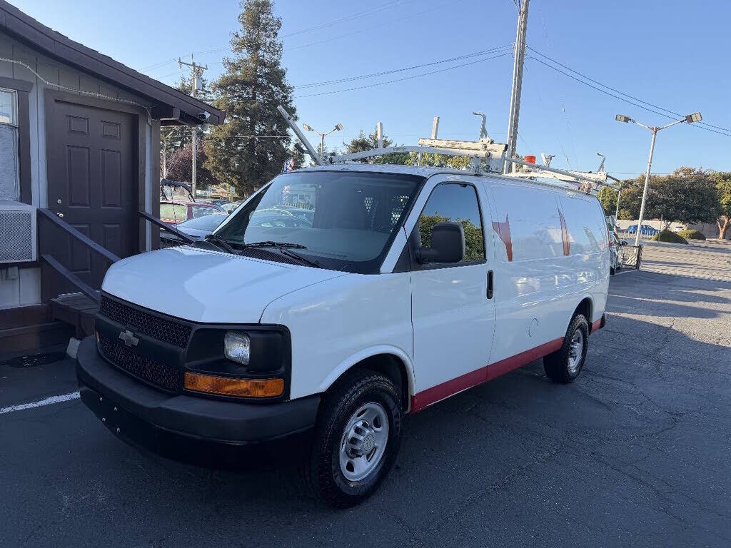 2011 CHEVROLET Express