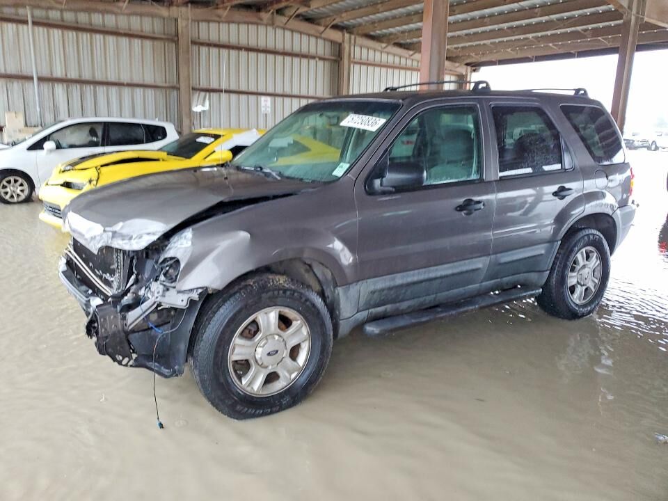 2003 FORD Escape