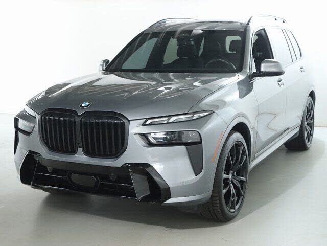 2023 BMW X7