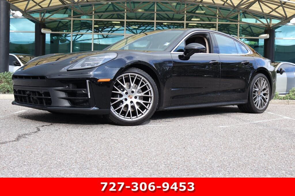 2026 PORSCHE Panamera