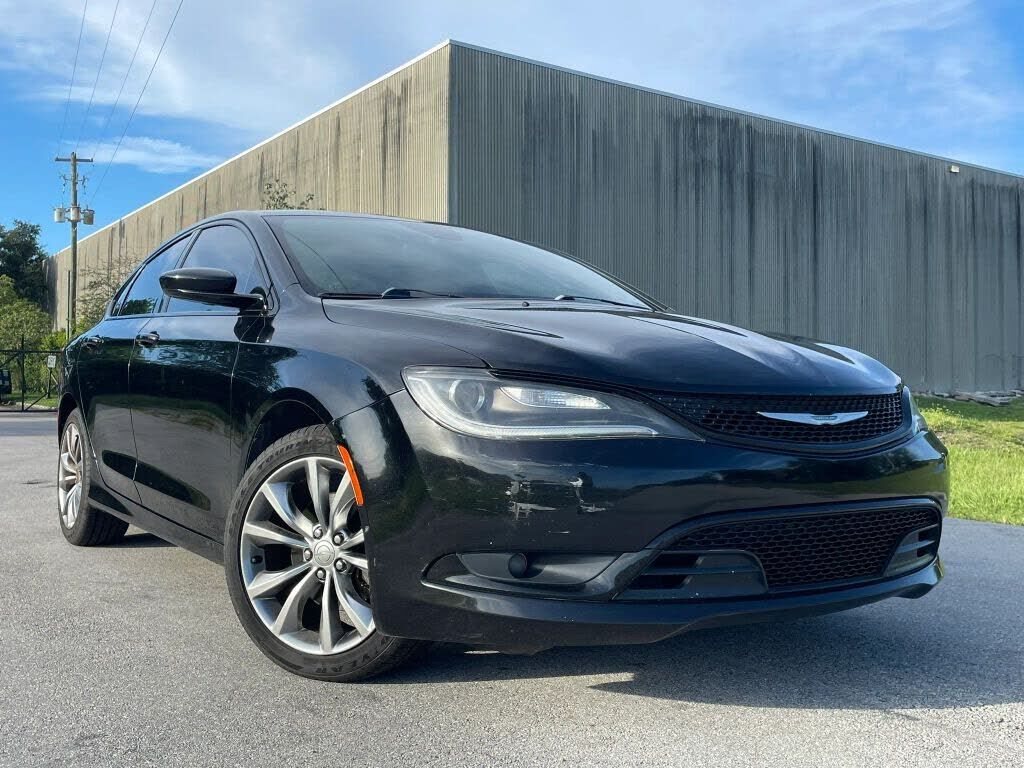 2015 CHRYSLER 200