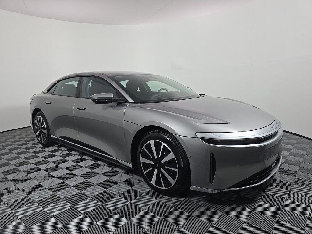 2025 LUCID Air