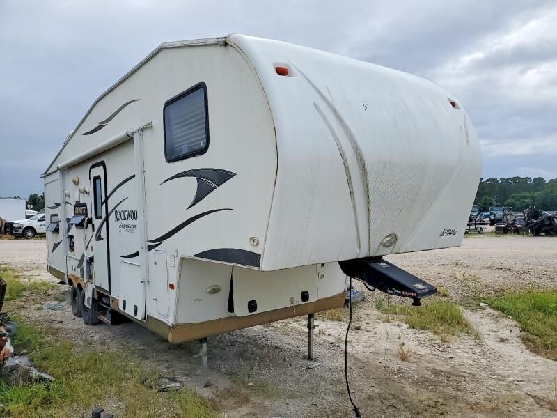 2013 FOREST RIVER Real-lite / Rockwood Lite Weight Trailers