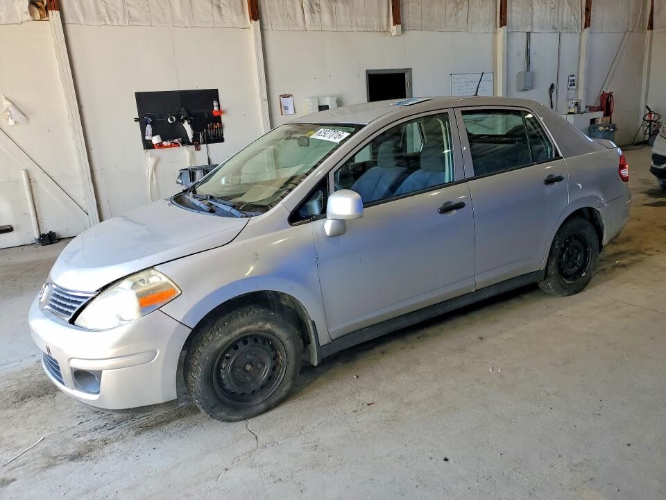 2009 NISSAN Versa