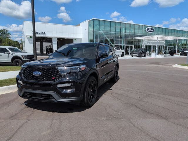 2023 FORD Explorer