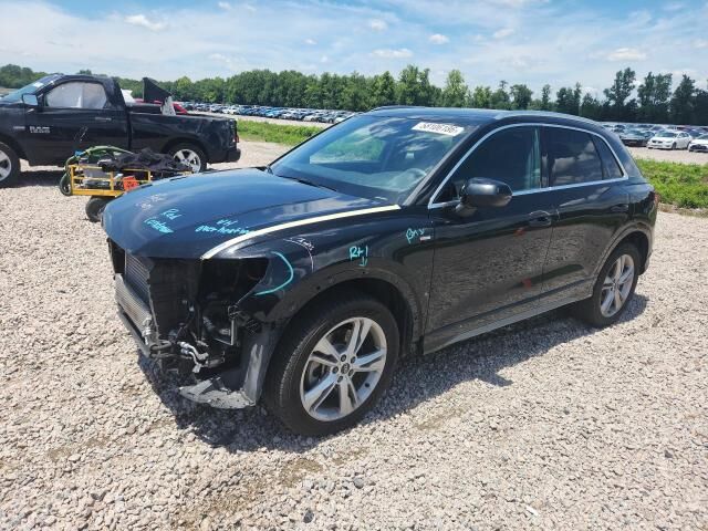 2021 AUDI Q3