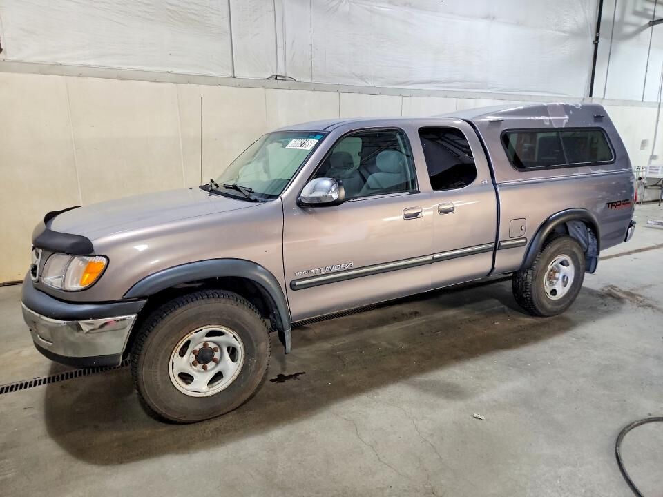 2002 TOYOTA Tundra