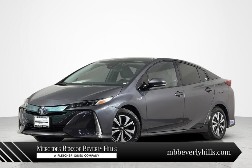 2018 TOYOTA Prius