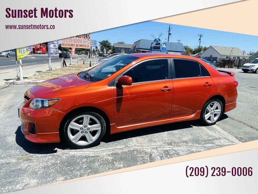 2013 TOYOTA Corolla