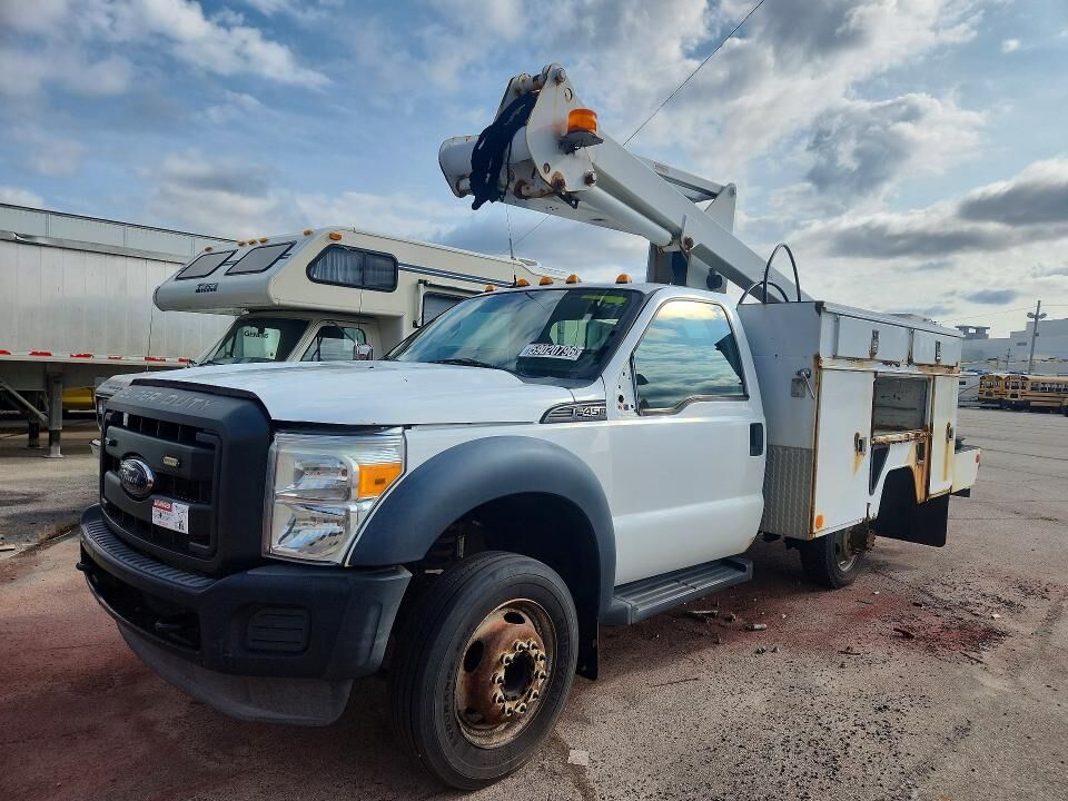 2012 FORD F-450