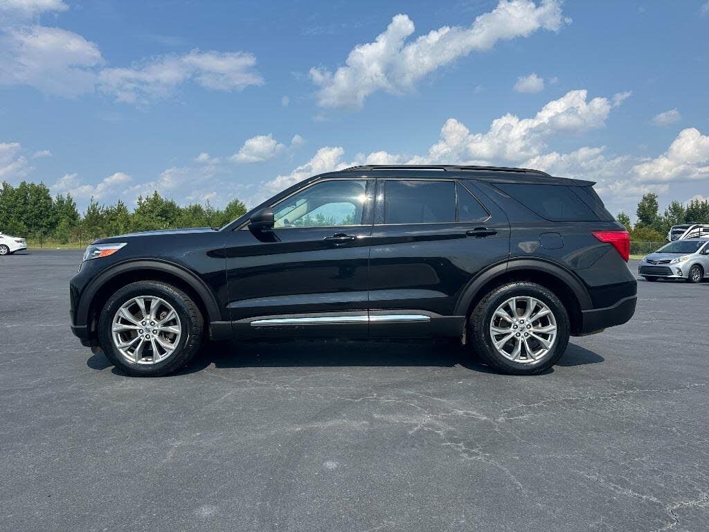 2020 FORD Explorer