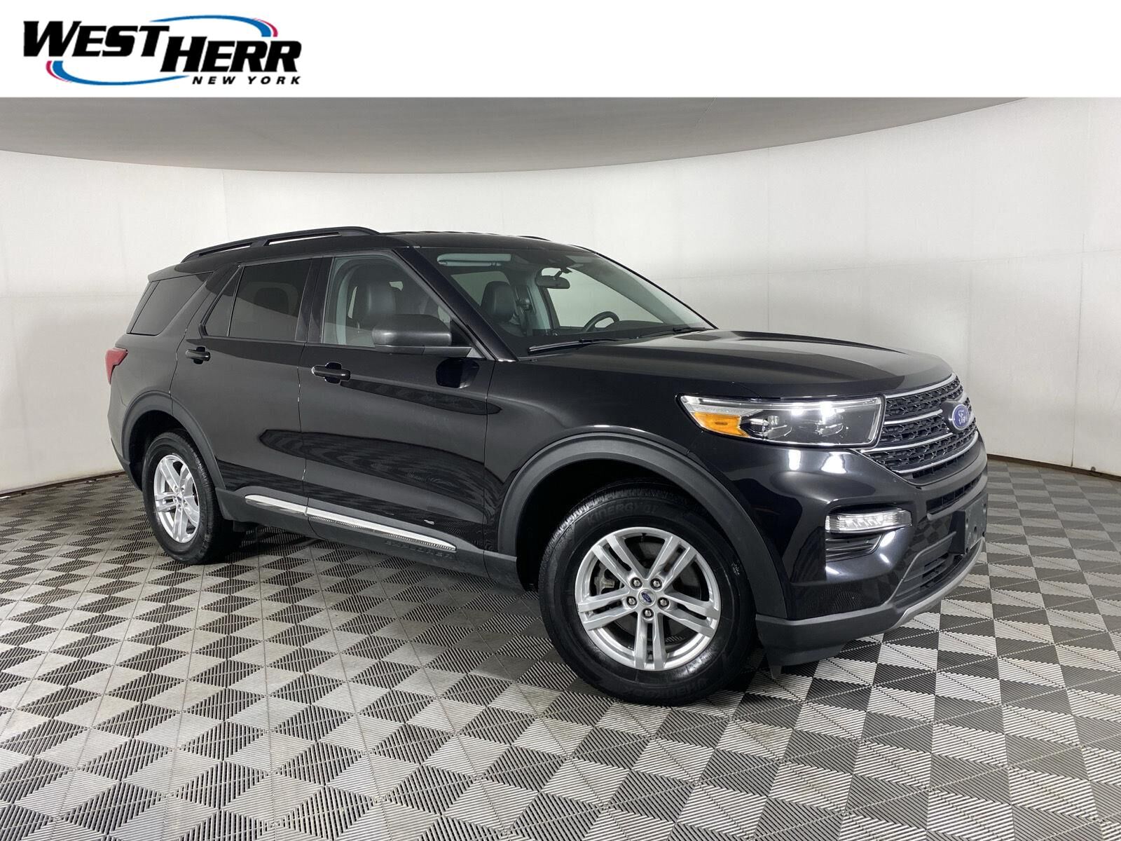 2024 FORD Explorer