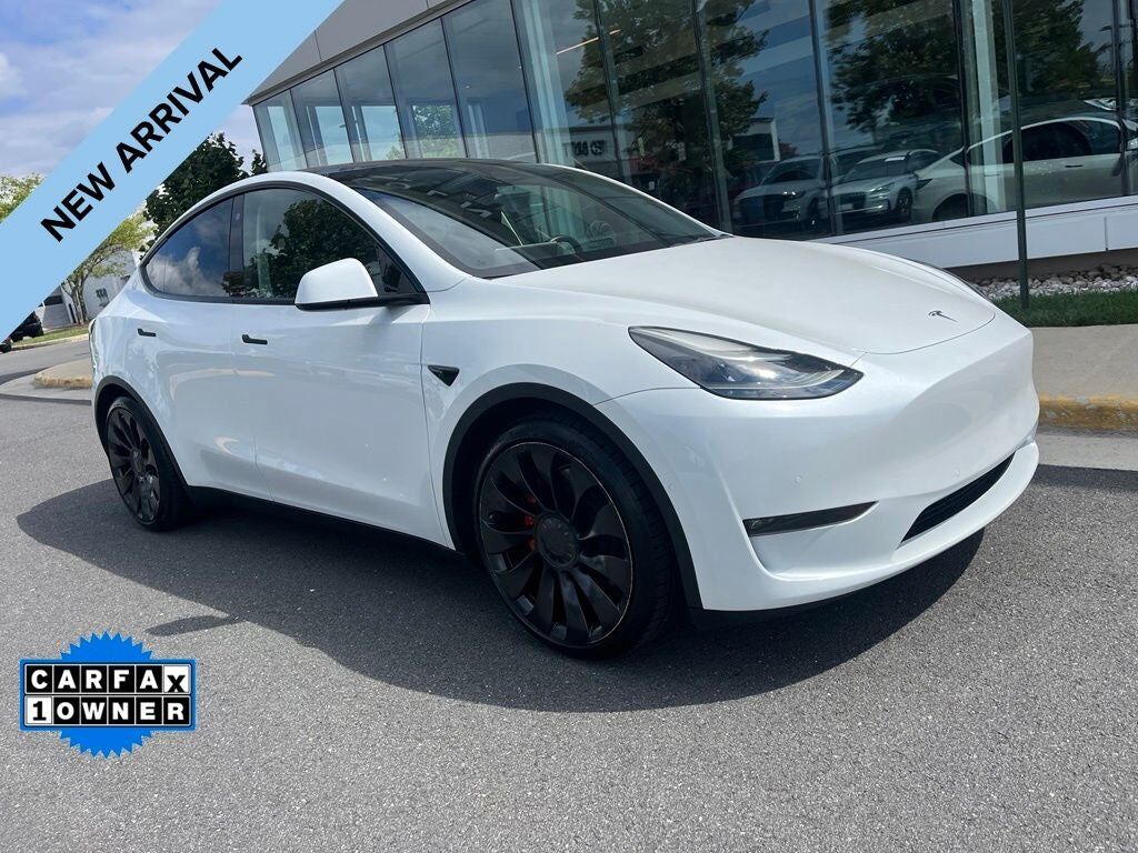 2022 TESLA Model Y