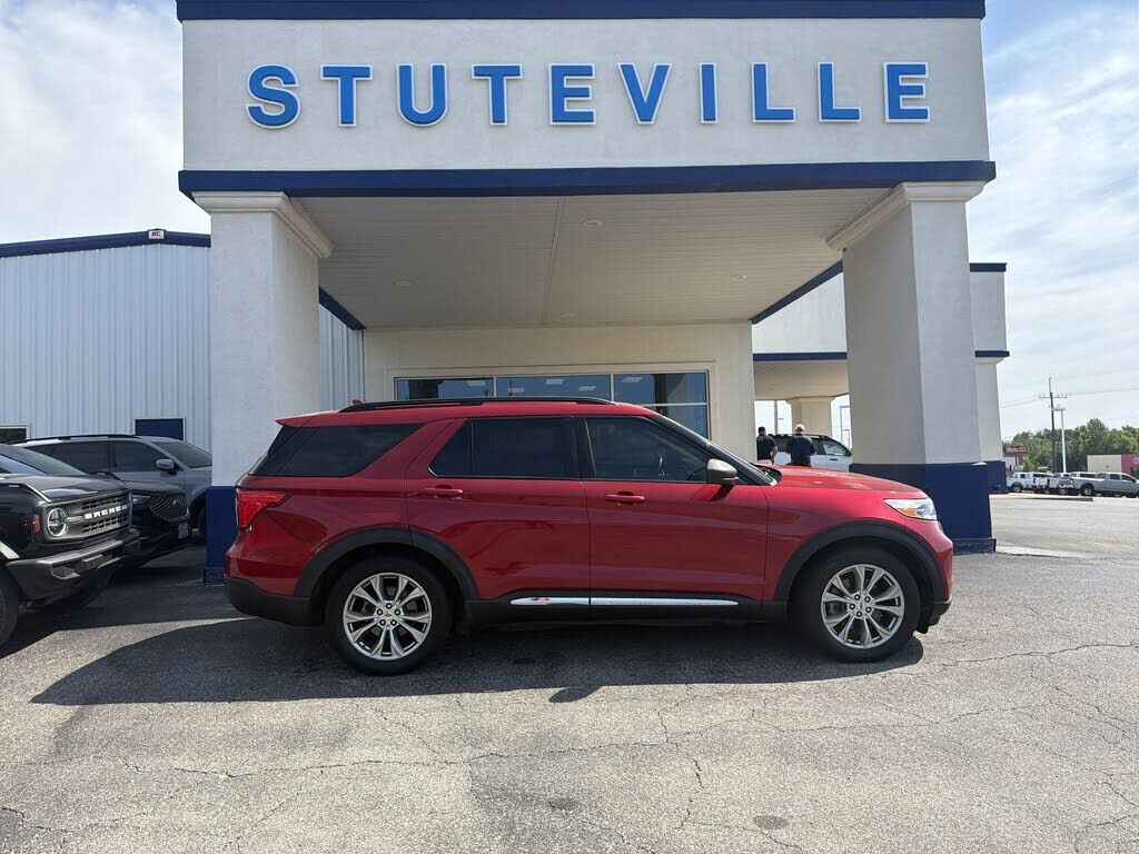 2020 FORD Explorer