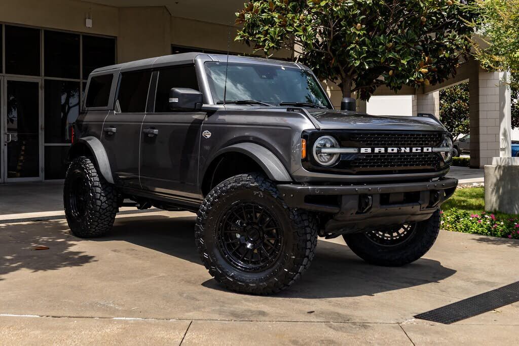 2022 FORD Bronco
