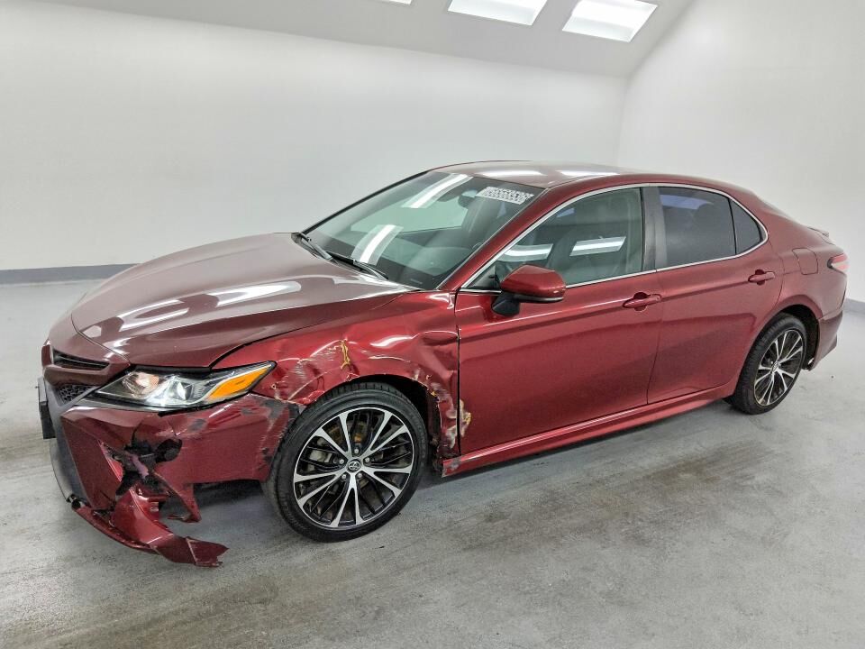 2018 TOYOTA Camry