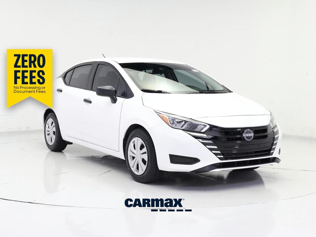 2023 NISSAN Versa